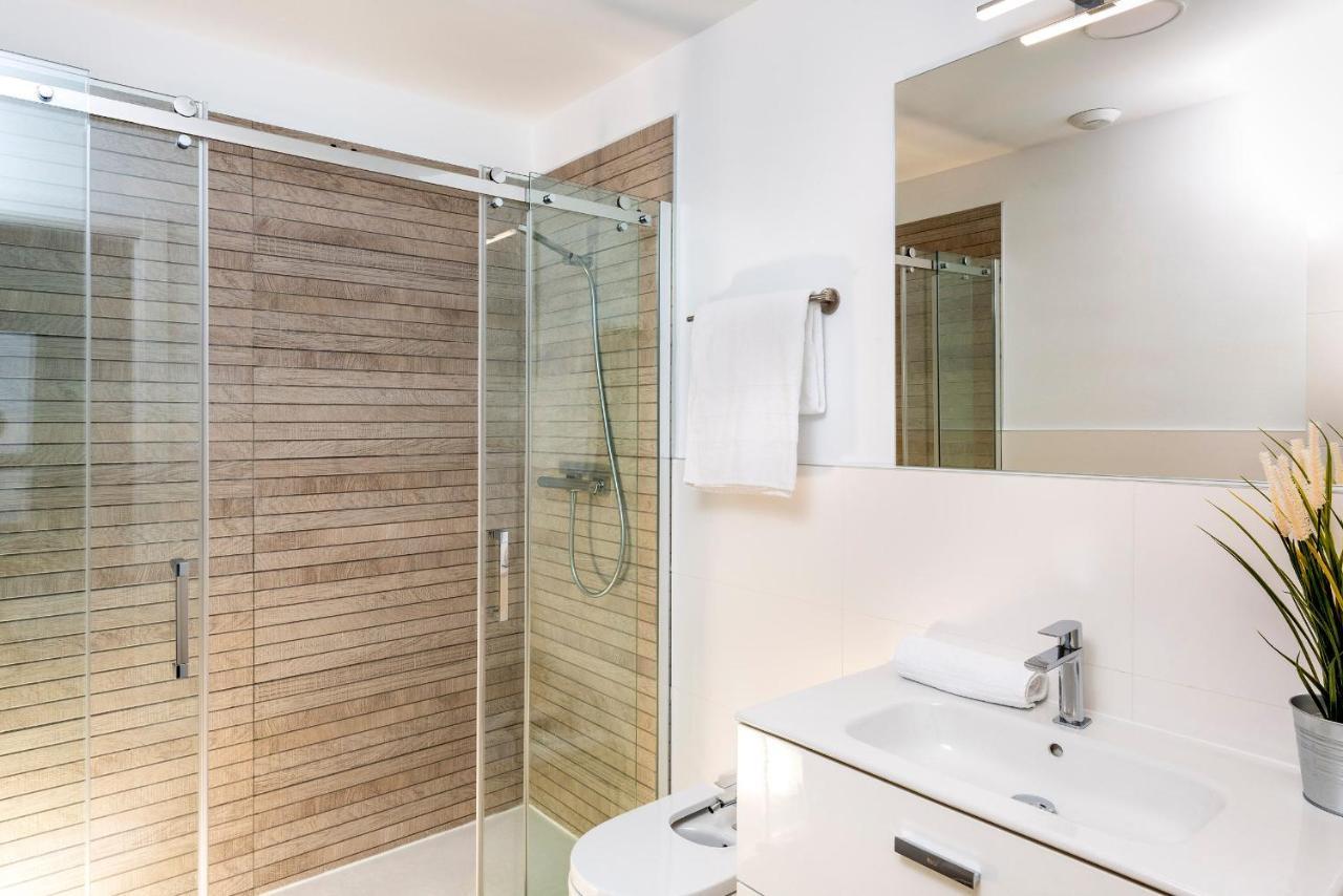 דירות סביליה Deluxe Astoria Triana II Acogedor Y Tranquilo מראה חיצוני תמונה