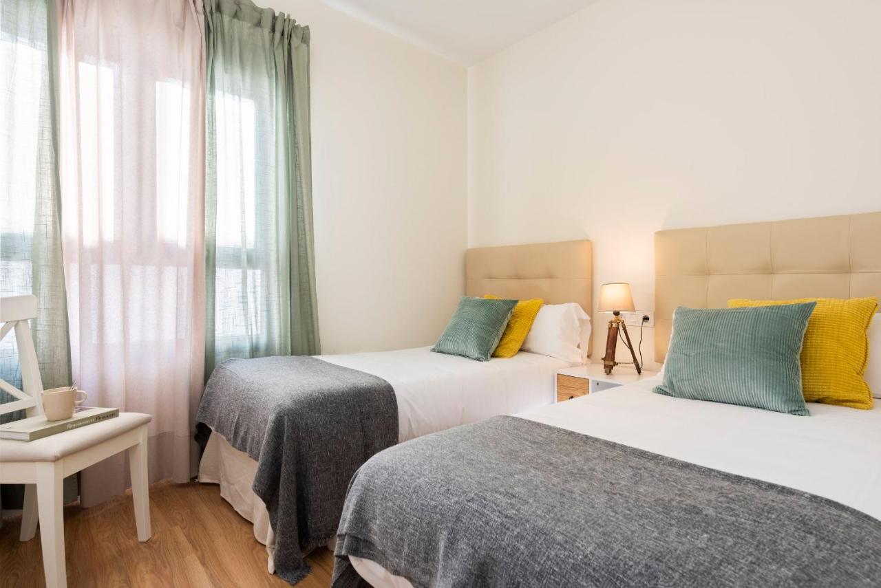דירות סביליה Deluxe Astoria Triana II Acogedor Y Tranquilo מראה חיצוני תמונה