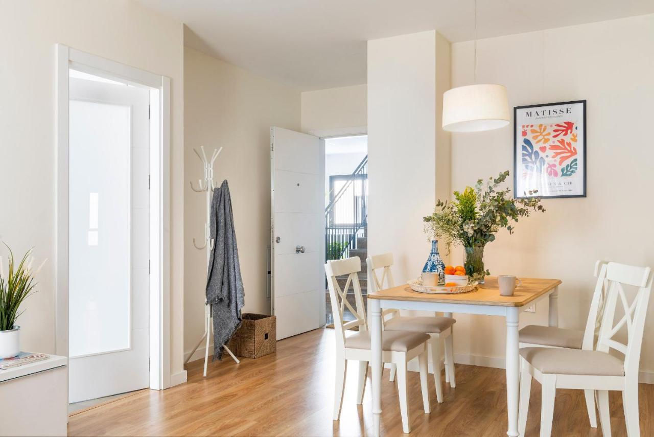 דירות סביליה Deluxe Astoria Triana II Acogedor Y Tranquilo מראה חיצוני תמונה